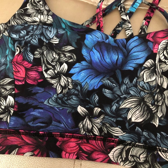 Lululemon Sz10 Flower Sports Bra - Picture 2 of 4